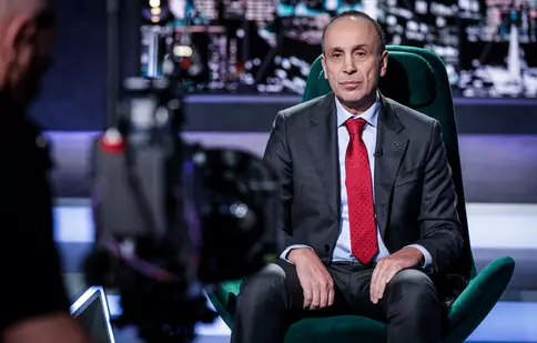 Dr. Wargha Enayati ia pulsul banilor în „Imperiul Leilor” 2022