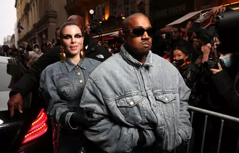 Reacția tranșantă a Juliei Fox, după ce a fost comparată cu Kim Kardashian. „Nefericite”