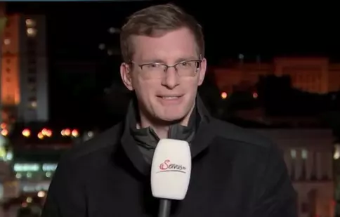 Cine este Philip Crowther, jurnalistul care a devenit viral pe internet. A transmis din Ucraina în 6 limbi diferite