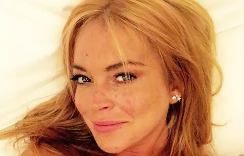 Lindsay Lohan își extinde parteneriatul cu Netflix. Actrița va juca în două filme noi