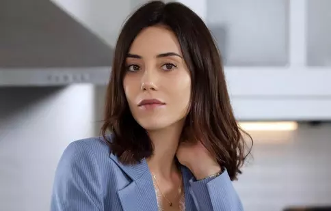 Cansu Dere („Puterea destinului”) a bătut palma cu Disney+ și va juca într-un serial. Când va avea premiera