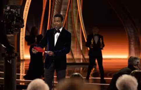 Ce efecte a avut palma dată de Will Smith la Gala Oscar: a crescut audiența și vânzările de bilete pentru spectacolele lui Chris Rock