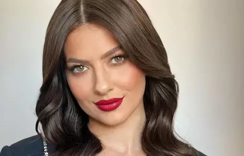 Lidia Buble ar avea un nou iubit. Cine e omul de afaceri cu care se vede artista