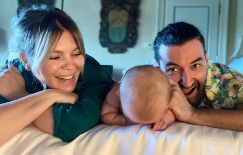 Fiica lui Smiley și a Ginei Pistol a împlinit un an! Ce mesaj emoționant a transmis artistul