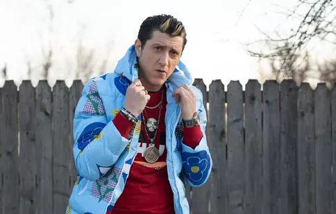 Ce se întâmplă în Las Fierbinți, 27 aprilie 2022. Parfumul cu feromoni îi dă peste cap liniștea lui Giani