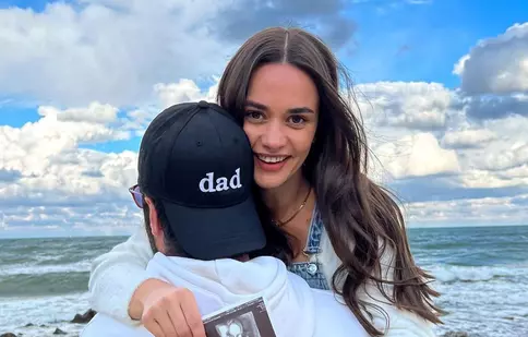 Hande Soral și Ismail Demirci au dezvăluit sexul bebelușului. Ce nume au ales pentru copil