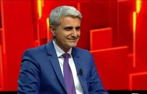 Robert Turcescu, invitat la „40 de întrebări cu Denise Rifai”.  „Care a fost cel mai penibil moment trăit în direct?”