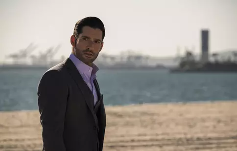 După Lucifer, Tom Ellis îl va interpreta pe Dumnezeu într-un serial animat pentru adulți, produs de Netflix