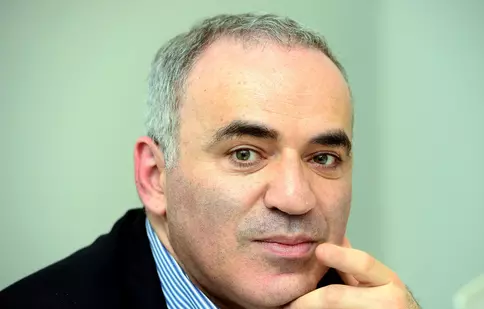 Garry Kasparov, prezent la București la deschiderea  Grand Chess Tour 2022.  Interviu, azi pe TVR 1