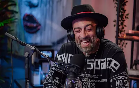 La ce a renunțat CRBL atunci când s-a mutat cu tot cu familie în Spania. În ce condiții s-ar întoarce acasă