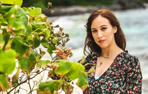 Insula iubirii | Sezonul 6, 16 mai 2022. Lucrurile scapă de sub control pentru unul dintre cupluri. „Limita mea e sărutul”