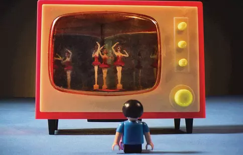 „Almanah Cinema. Șase filme scurte” de Radu Jude se lansează la cinema. Când e premiera