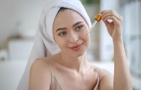 De ce să folosești produse cu vitamina C pentru îngrijirea pielii?