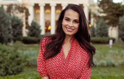 Vacanță cu peripeții pentru Anca Serea și copiii ei. Ce au pățit în tren, pe drum spre Disneyland