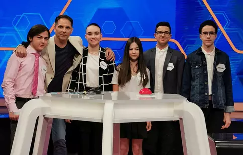 „Jocul cuvintelor cu Dan Negru”, ediție specială de 1 iunie. Invitații speciali sunt copiii de 10 ai României