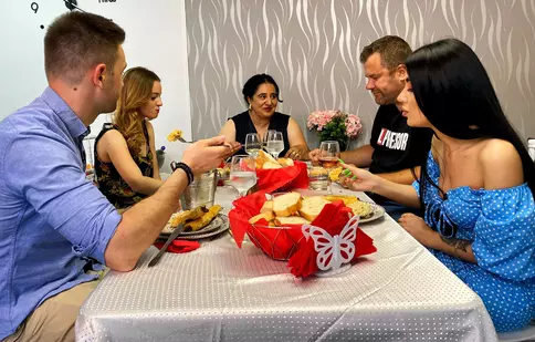 „Mâncare pe care”, 20 iunie 2022. Noii concurenți din emisiunea de la Acasă. „Dacă nu mănânci, ești dușmanul meu!”