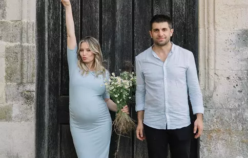 Laura Cosoi, imagini superbe cu cele trei fiice. Rita și Vera și-au cunoscut surioara