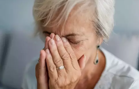 În luna Miastenia Gravis, amintim bolnavilor că dispun de un HelpLine românesc unic în Europa