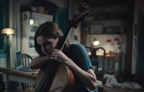 Filmul „R.M.N.”, o investigație cerebrală a societății românești făcută de Cristian Mungiu. Analiza regizorului este necruțătoare