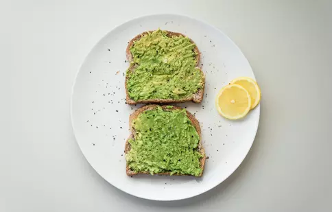 Avocado toast. Cât de bun e pentru tine?