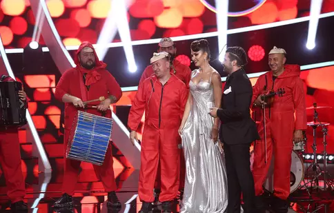 Finala Te cunosc de undeva! 2022. Surpriza pregătită de surorile Odagiu și Mahala Rai Banda fanilor „Casa de Papel”