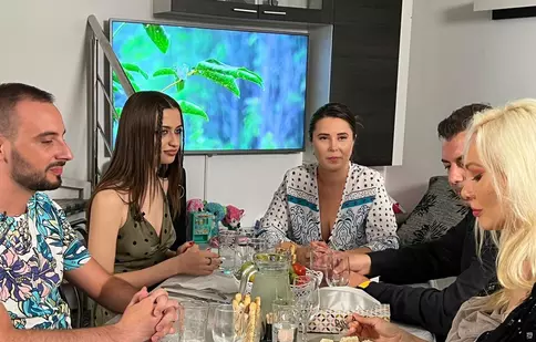 „Mâncare pe care”, 15 - 19 august 2022. Cine sunt noii concurenți. „Vii la mine acasă ca oaspete și îmi murdărești mobila?”