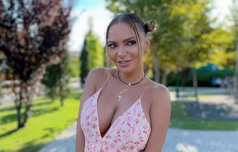 Andreea Antonescu, prima imagine cu cea de-a două fetiță. „Este o superbitate”