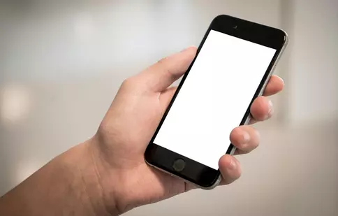 Trebuie să-ți schimbi telefonul? 6 sfaturi smart