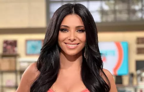 Pe ce își cheltuie Corina Caragea o mare parte din salariul de la Pro TV. De ce a făcut credit la bancă