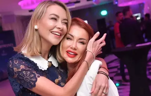 Raluca Tănase a explicat cu ce se ocupă acum, după ce a renunțat la muzică. A fost ajutată de sora ei