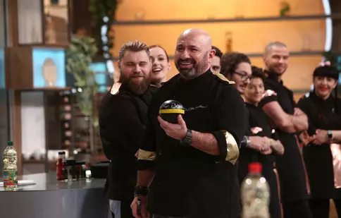 „Chefi la cuțite”, 26 octombrie 2022. Cătălin Scărlătescu deschide bomba, premiul jocurilor din culise. Cui i-a pus gând rău