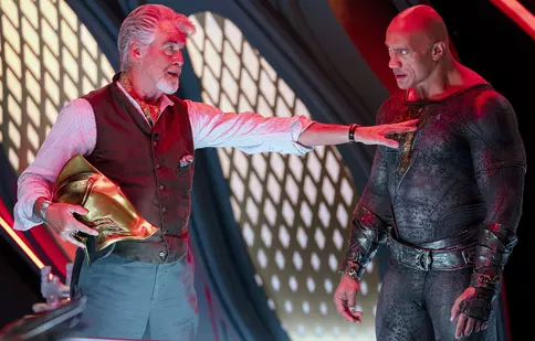 Filme la cinema: „Adam întunecatul”, „Căpitanul Colți-de-sabie și diamantul fermecat” și „Cut!”