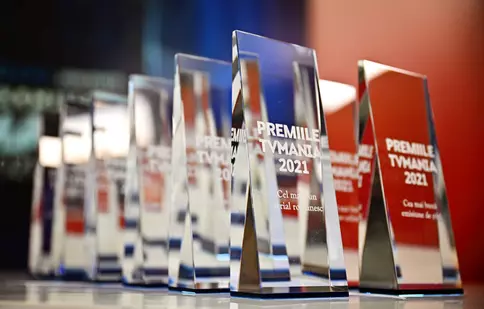 Ei au câștigat câte un televizor la campania Premiile TVMania 2022!