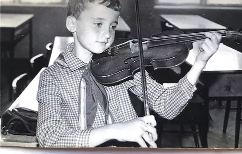 Oana Pellea, Feli, Ana Maria Popescu (Brânză), Călin Goia, Chef Florin Dumitrescu și Andi Vasluianu prezintă fotografii de când erau mici, nepublicate până acum