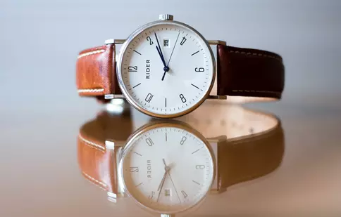 Avantajele unui ceas unisex și recomandări pentru o alegere inspirată