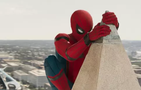 Filme la TV azi, 7 noiembrie: „Omul-Păianjen: Întoarcerea acasă”, „Deraiat”, „Chemarea vântului”