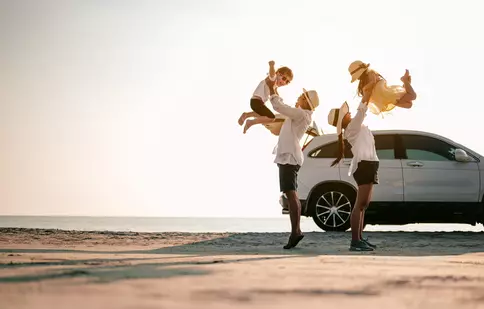 Idei de vacanță la mare cu familia. 3 destinații recomandate