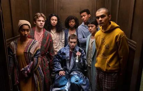 Serialul Netflix „The Midnight Club” a fost anulat după doar un sezon. Care este motivul