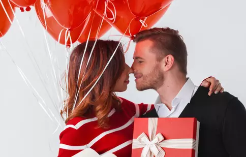 Asa iti poti surprinde iubita de Valentine's Day in 2023