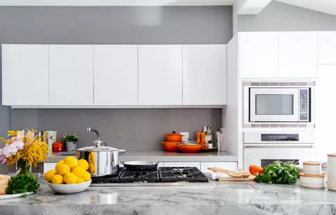 3 idei practice în bucătărie pe care trebuie să le știi