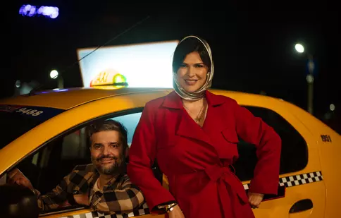 Review „Taximetriști”. Ce se întâmplă când orașul doarme