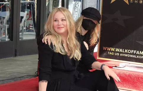 Christina Applegate, ultima apariție pe covorul roșu. A fost însoțită de fiica ei, la gala SAG 2023