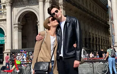 Elvira Deatcu a explicat cu ce se ocupă fiul ei în Italia. „I-a fost foarte greu. Stă acasă și lucrează, pentru că altfel nu ar face față”