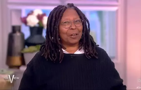 Whoppi Goldberg, o fană înfocată a serialului „Urzeala Tronurilor”. Cum arată toaleta actriței