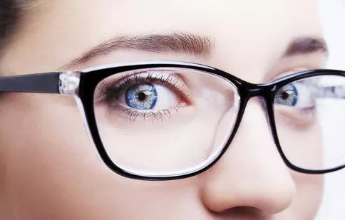 Ce rame se poartă la ochelarii de vedere