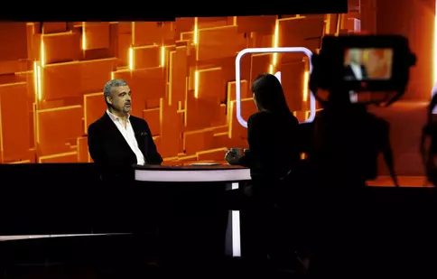 Aurelian Temișan, la „40 de întrebări cu Denise Rifai”. „Care a fost mai reușit: primul sau al doilea sărut cu Loredana?”