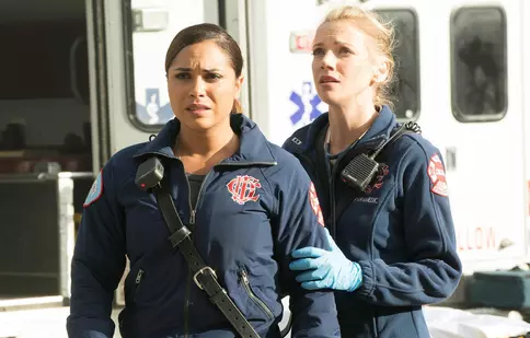 Noi episoade din serialul „Pompierii din Chicago” la DIVA. Când e premiera sezonului 6