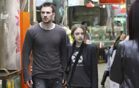 Filme la TV azi, 23 martie: „Războiul minții”, „Gardienii destinului”, „Manchester de lângă mare”, „Stewardesa”