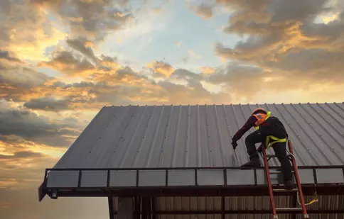 Totul despre tabla fălțuită - avantaje, dezavantaje și recomandări de la experți în domeniu