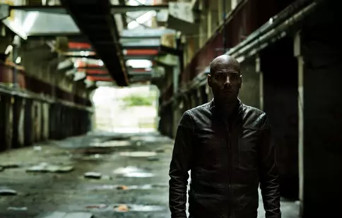 Cine e Marco D’Amore, actorul care îl interpretează pe Ciro Di Marzio, liderul mafiot din serialul „Gomora”